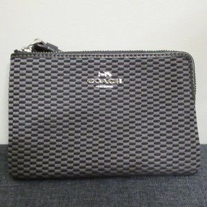 NWOT coach wristlet purse